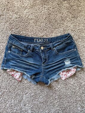 rue21 Dark Blue Denim Cutoff Shorts with Heart Liner Peek